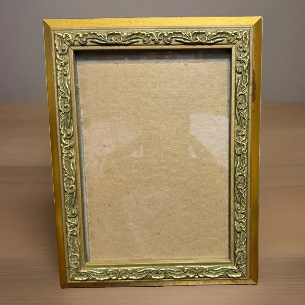 Vintage Picture Frame 5x7 Hollywood Regency French Country Baroque Gold Ornate